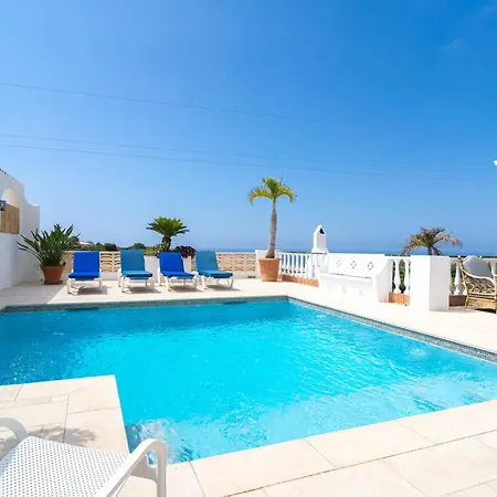 La Casita- Private Pool & Walk To Villa Nerja