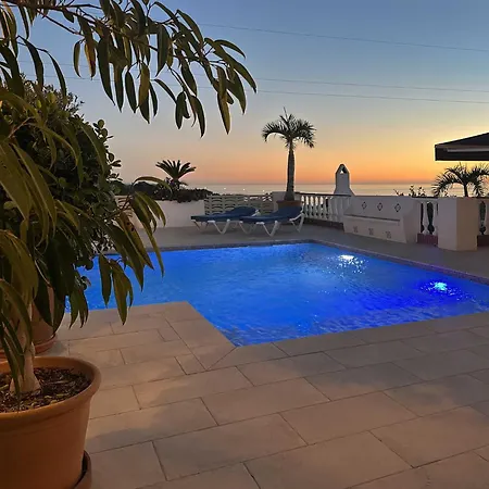 Villa La Casita- Private Pool & Walk To *