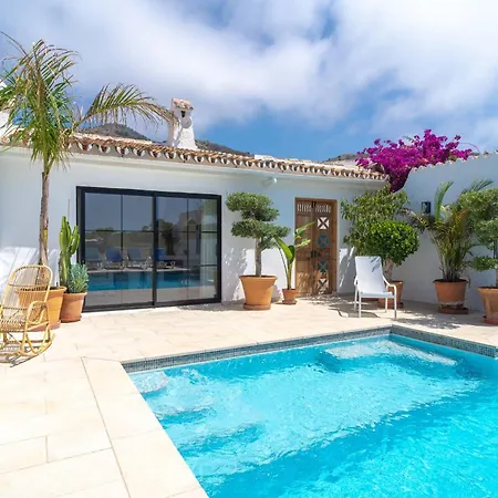 La Casita- Private Pool & Walk To فيلة *